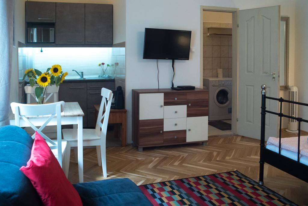 Friendly Home In The Center Budapest Exteriör bild