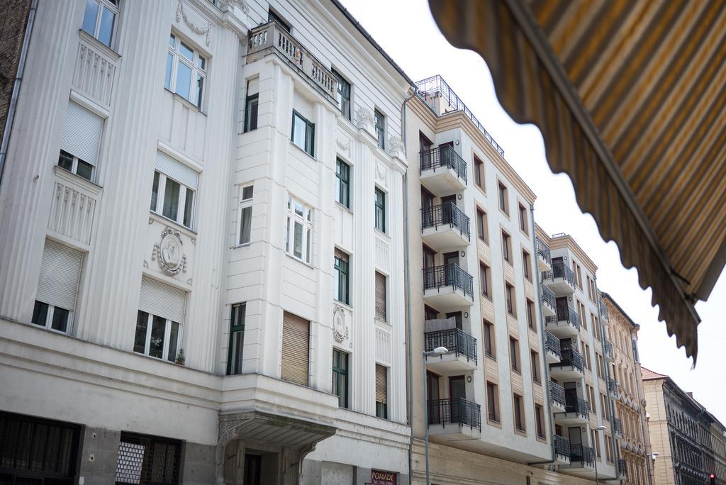 Friendly Home In The Center Budapest Exteriör bild